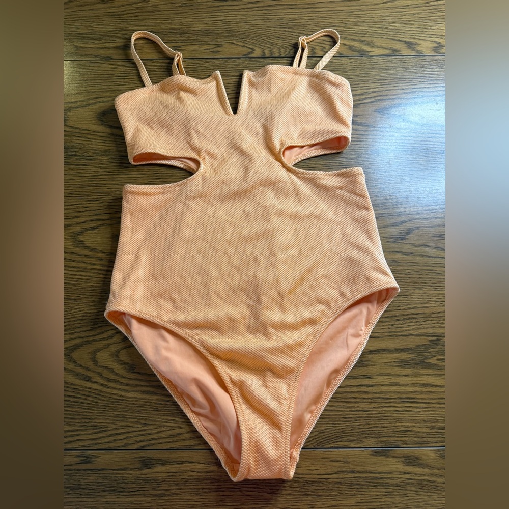 aerie Peach Textured Cutout One-Piece Swimsuit NWOT Size L